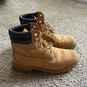 Women’s Timberland Boots Size 7.5